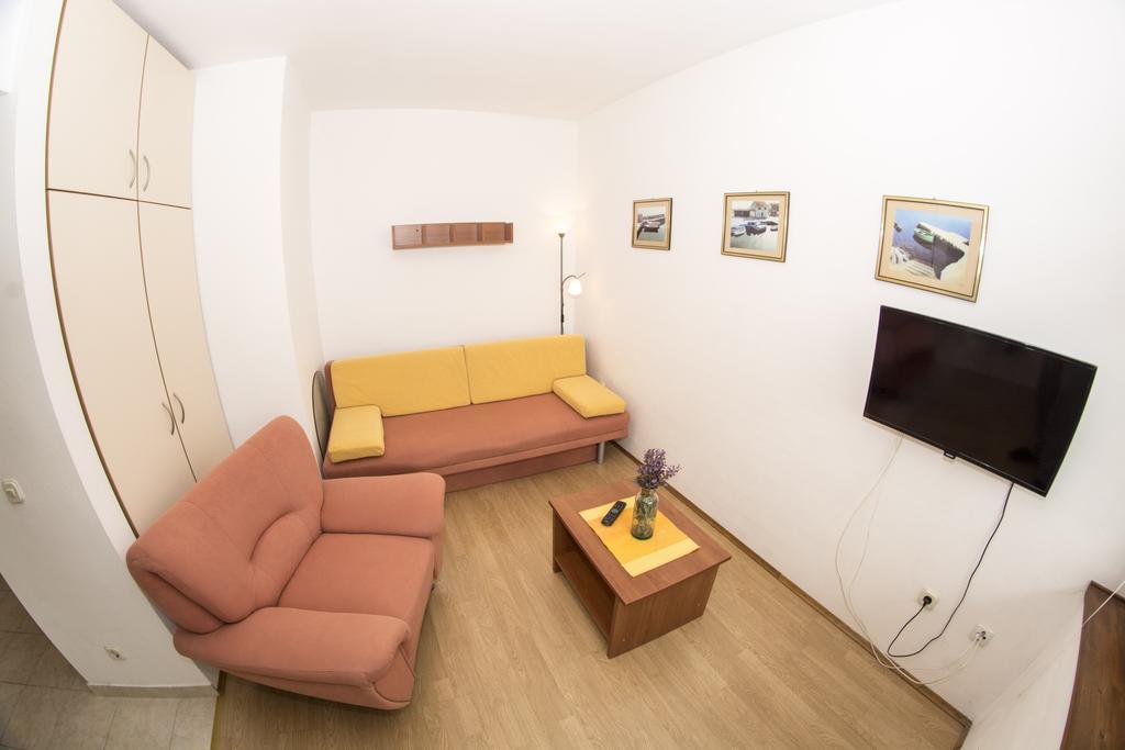 House Lucija Apartamento Sali Exterior foto