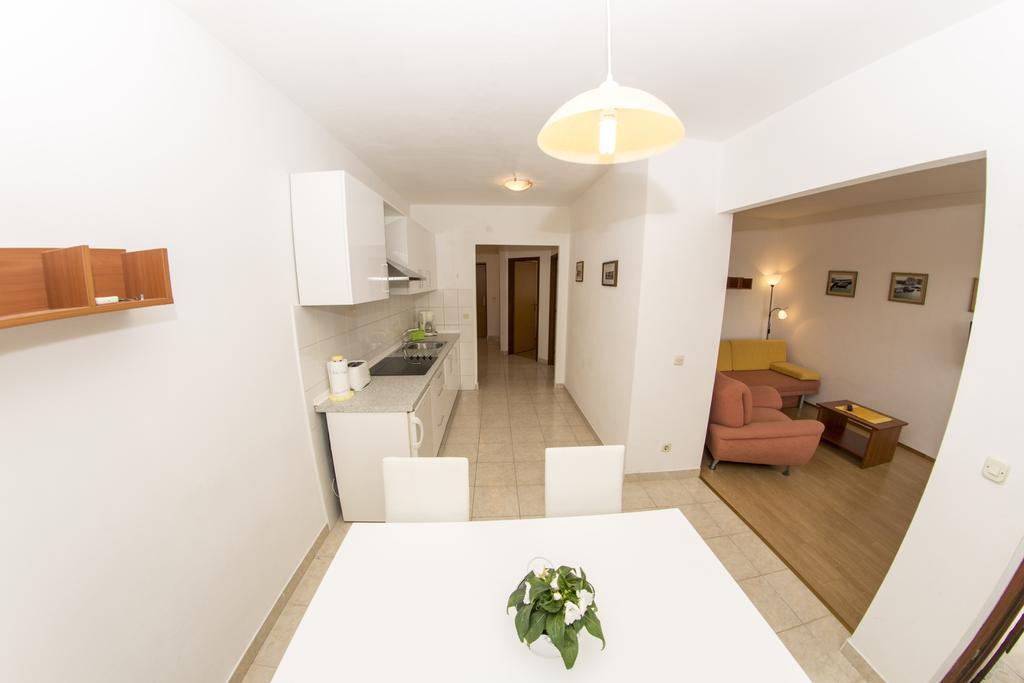 House Lucija Apartamento Sali Exterior foto