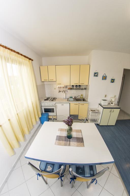 House Lucija Apartamento Sali Exterior foto